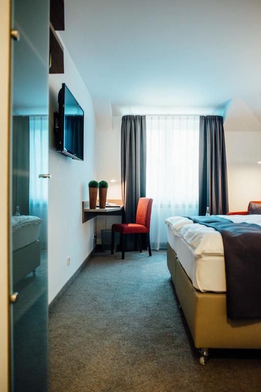 אוברהאוזן Hotel Schmachtendorf חדר תמונה
